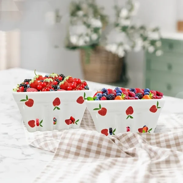 Strawberry Grove – Square Ceramic Fruit Bowl