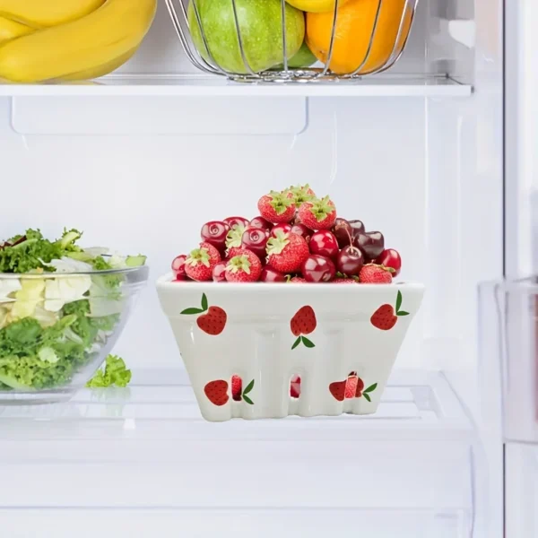 Strawberry Grove – Square Ceramic Fruit Bowl