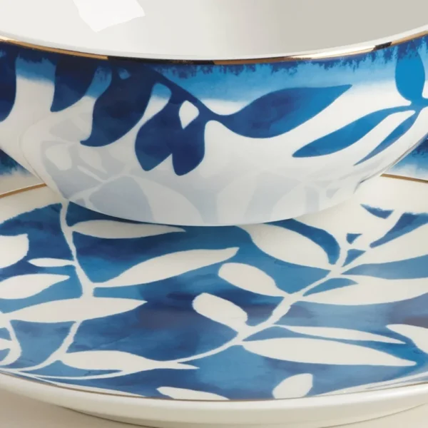 kf-S51576038d4e44a318704b43c4ba828f7I BlueGrace 12-Piece Porcelain Dinnerware Set